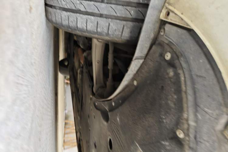 Used Audi Q7 2016 40 TFSI Comfort Model Chassis Front Right