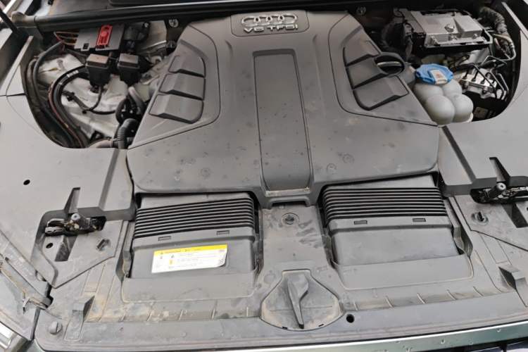 Used Audi Q7 2016 45 TFSI S line Sport Edition Engine Bay