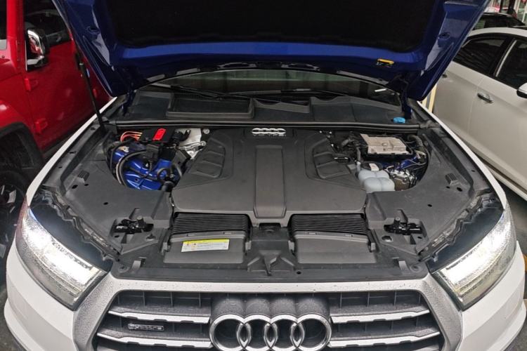 Used Audi Q7 2016 45 TFSI S line Sport Edition Engine Bay