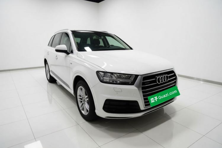Used Audi Q7 2016 40 TFSI Comfort Model Exterior 2