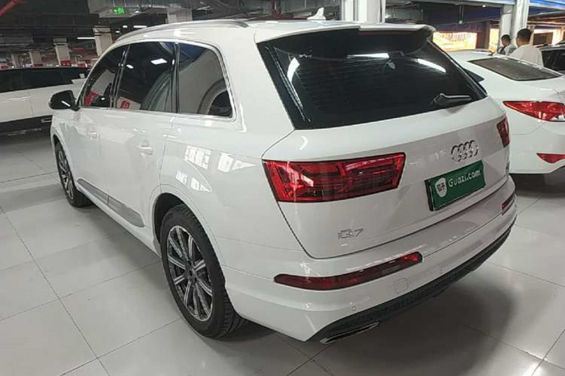 Used Audi Q7 2016 40 TFSI Comfort Model Exterior 2