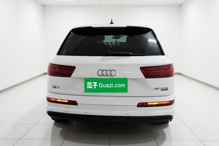 Used Audi Q7 2016 40 TFSI Comfort Model Exterior 4