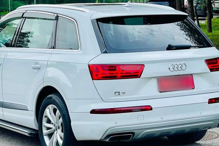 Used Audi Q7 2016 45 TFSI Technology Edition Exterior 5
