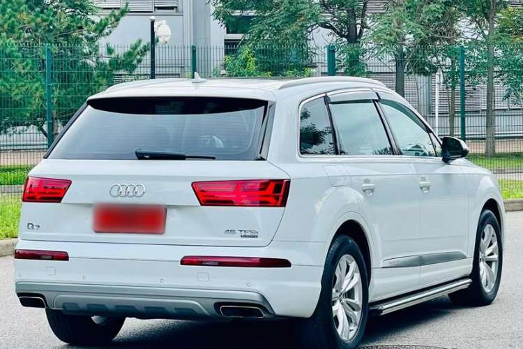 Used Audi Q7 2016 45 TFSI Technology Edition Exterior 7