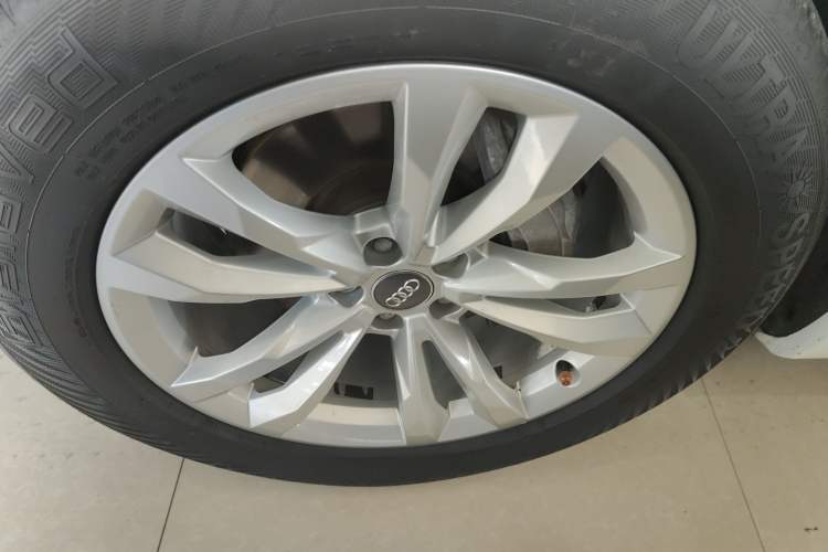 Used Audi Q7 2016 40 TFSI Comfort Model Exterior 7