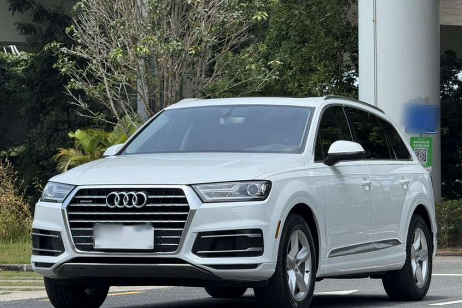 Used Audi Q7 2016 3.0 TFSI 7 seats parallel import Front Left 45 Deg