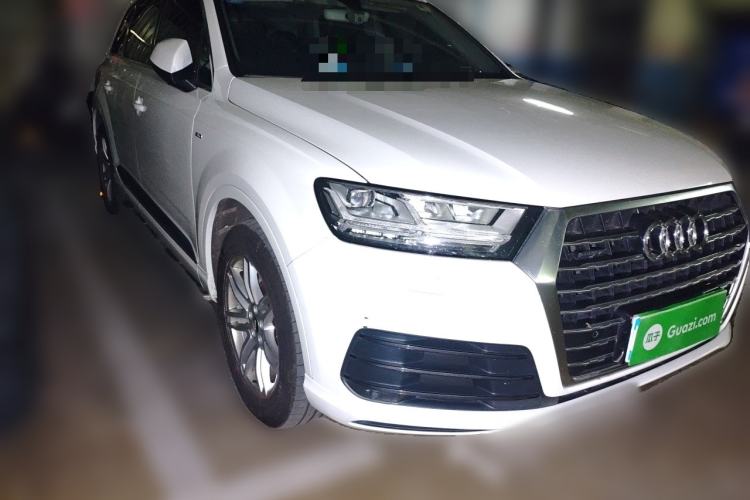 Used Audi Q7 2016 40 TFSI S line Sport Edition Front Right 45 Deg