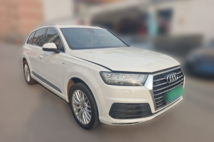 Used Audi Q7 2016 45 TFSI S line Sport Edition Front Right 45 Deg