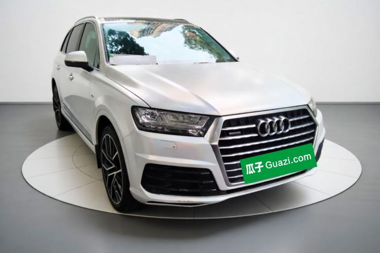 Used Audi Q7 2016 40 TFSI S line Sport Edition Front Right 45 Deg