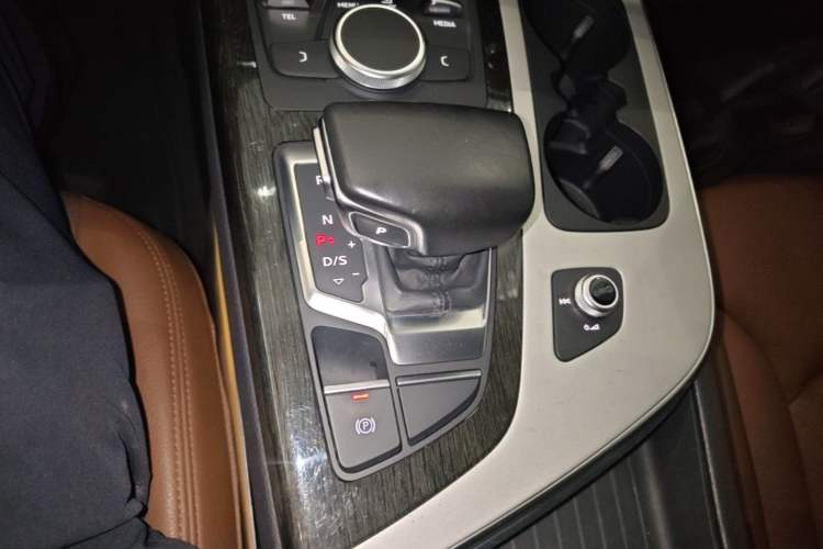 Used Audi Q7 2016 3.0 TFSI 7 seats parallel import Gear Lever