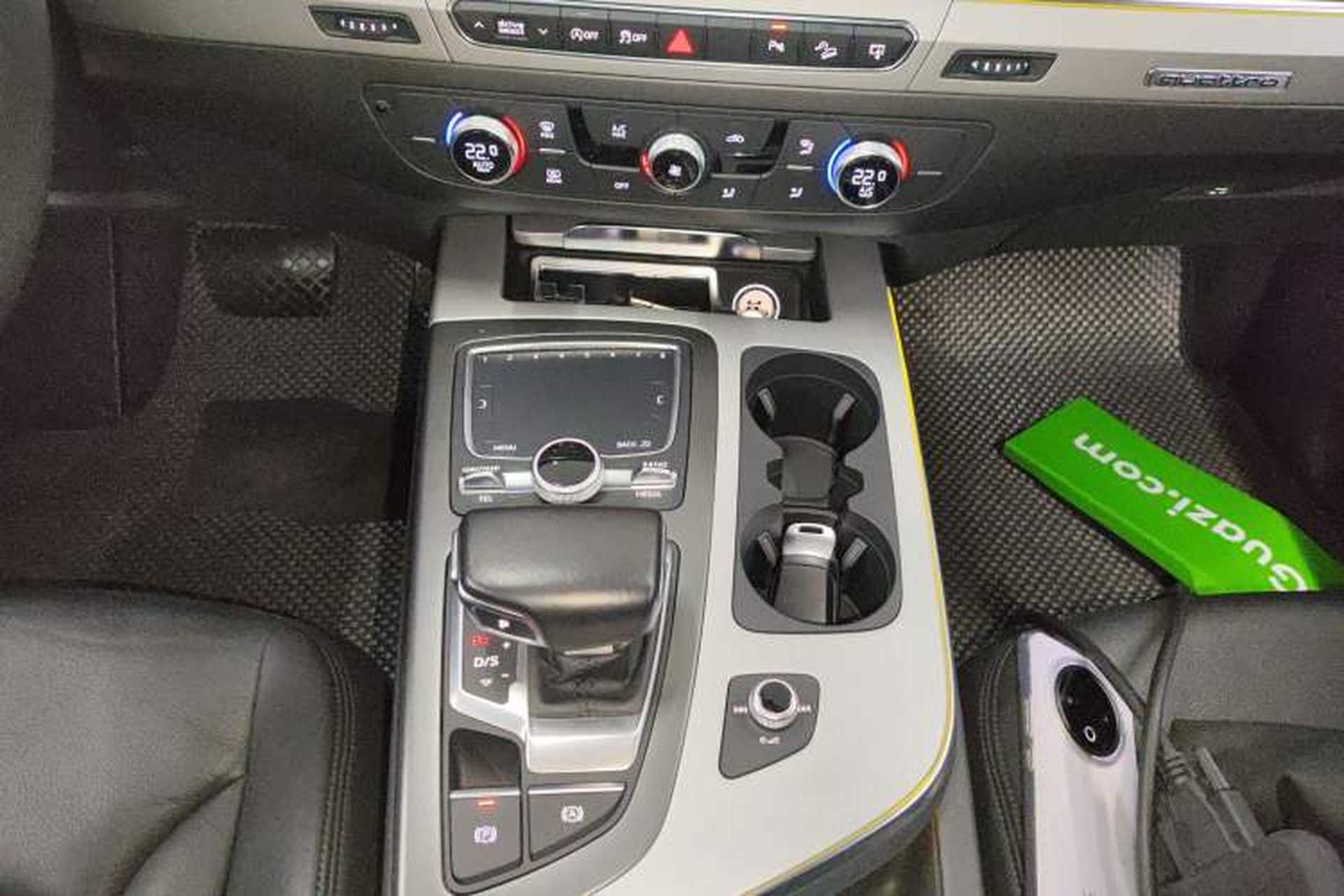 Used Audi Q7 2016 45 TFSI Technology Edition Gear Lever
