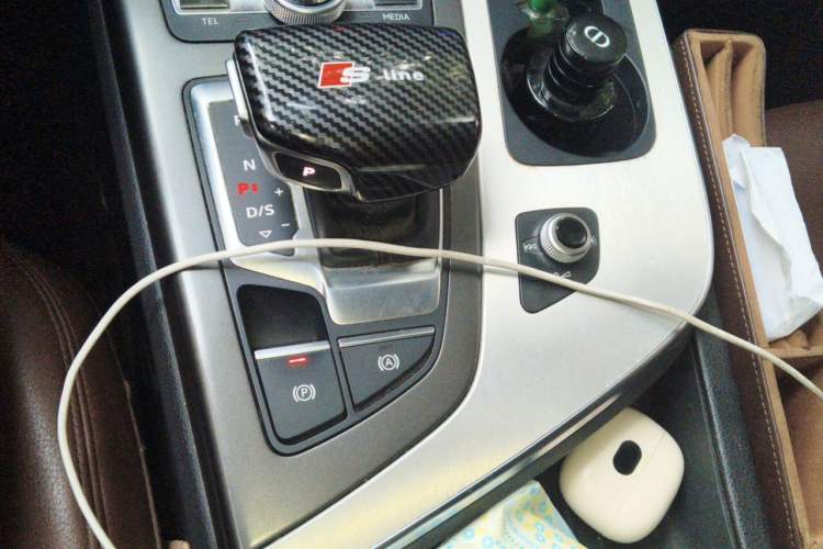 Used Audi Q7 2016 40 TFSI S line Sport Edition Gear Lever