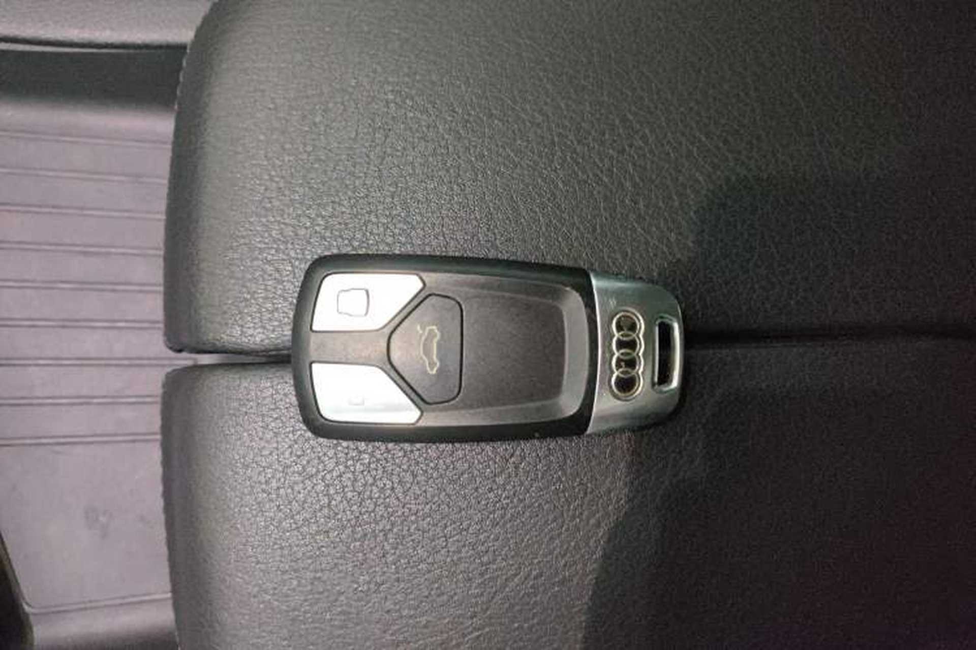 Used Audi Q7 2016 45 TFSI Technology Edition Interior 1