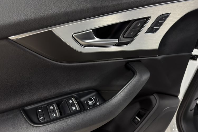 Used Audi Q7 2016 40 TFSI S line Sport Edition Interior 10