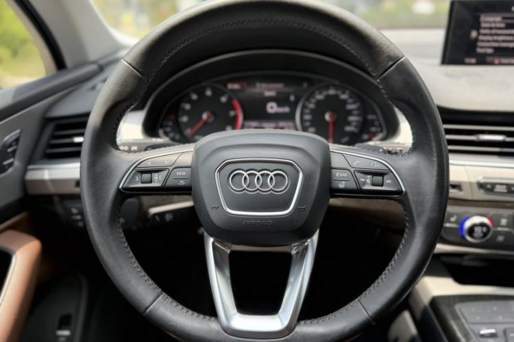 Used Audi Q7 2016 3.0 TFSI 7 seats parallel import Interior 12