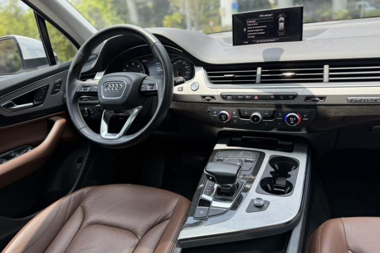 Used Audi Q7 2016 3.0 TFSI 7 seats parallel import Interior 2