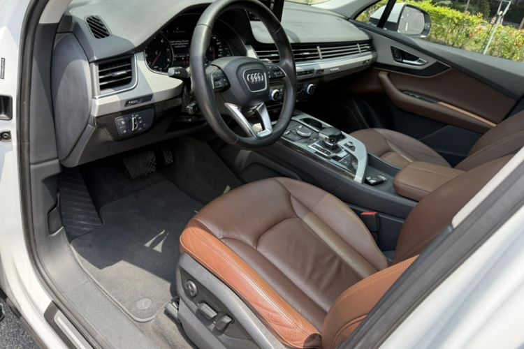 Used Audi Q7 2016 3.0 TFSI 7 seats parallel import Interior 8