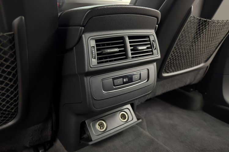 Used Audi Q7 2016 40 TFSI S line Sport Edition Interior 9