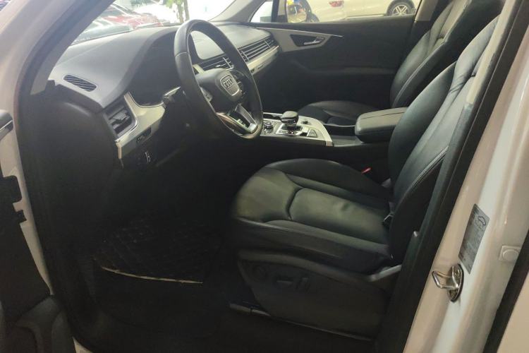 Used Audi Q7 2016 40 TFSI S line Sport Edition Left Front Seat