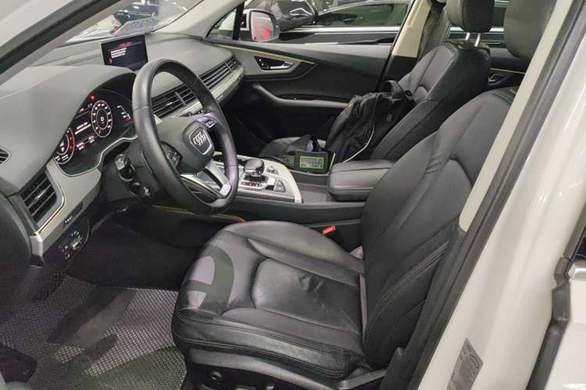 Used Audi Q7 2016 45 TFSI Technology Edition Left Front Seat