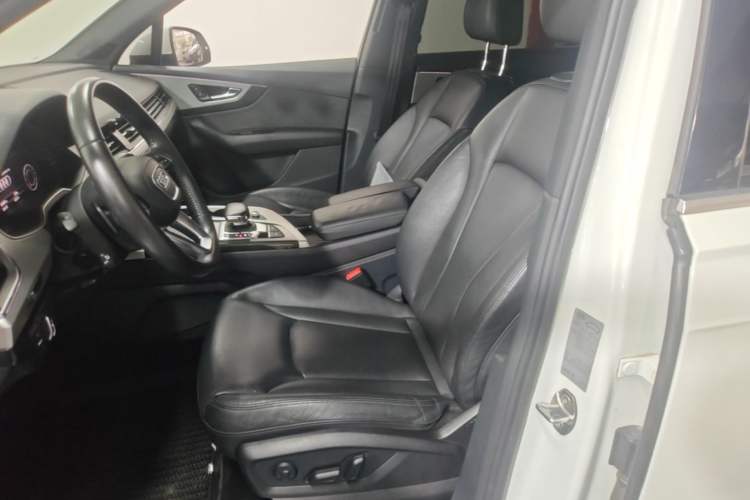 Used Audi Q7 2016 45 TFSI S line Sport Edition Left Front Seat