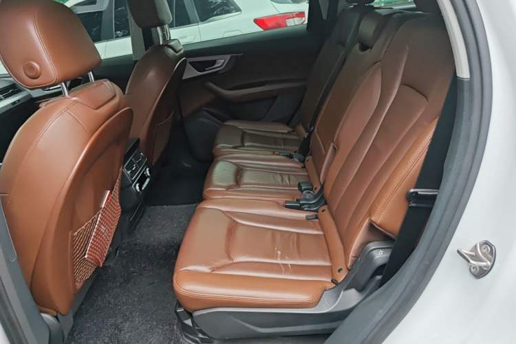 Used Audi Q7 2016 45 TFSI S line Sport Edition Left Rear Seat
