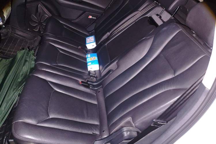 Used Audi Q7 2016 40 TFSI S line Sport Edition Left Rear Seat