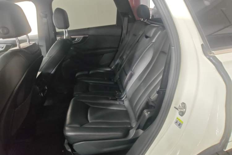 Used Audi Q7 2016 45 TFSI S line Sport Edition Left Rear Seat