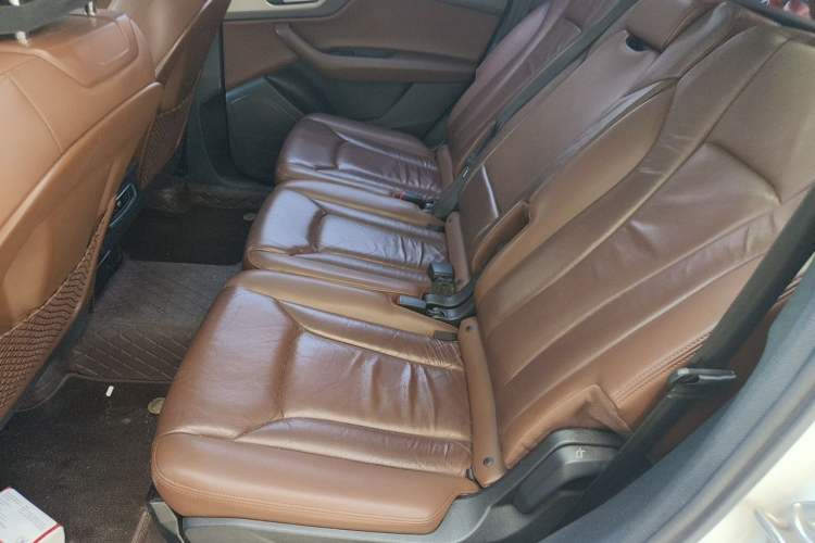 Used Audi Q7 2016 45 TFSI Technology Edition Left Rear Seat