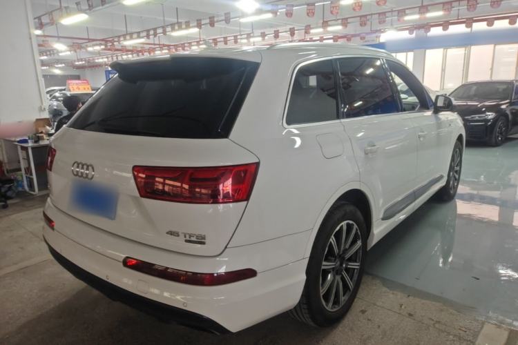 Used Audi Q7 2016 45 TFSI S line Sport Edition Rear Right 45 Deg
