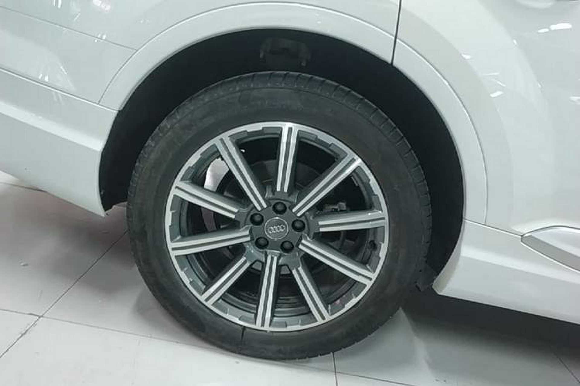 Used Audi Q7 2016 40 TFSI Comfort Model Right Rear Wheel Hub
