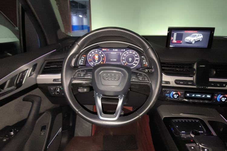 Used Audi Q7 2016 45 TFSI Technology Edition Steering Wheel