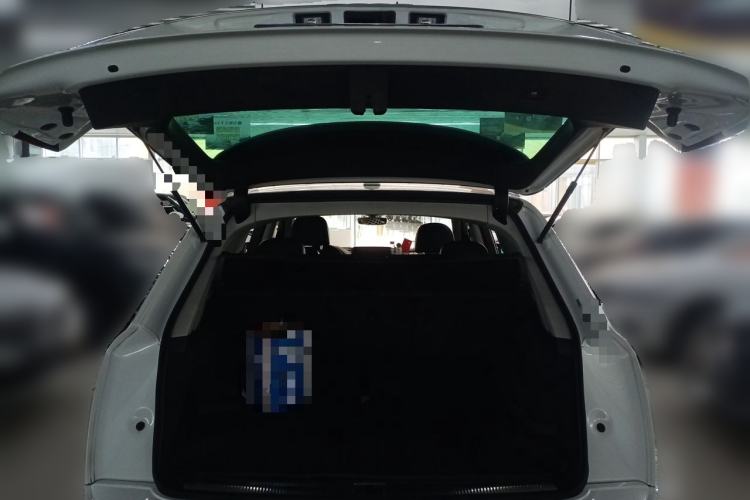 Used Audi Q7 2016 45 TFSI Technology Edition Trunk
