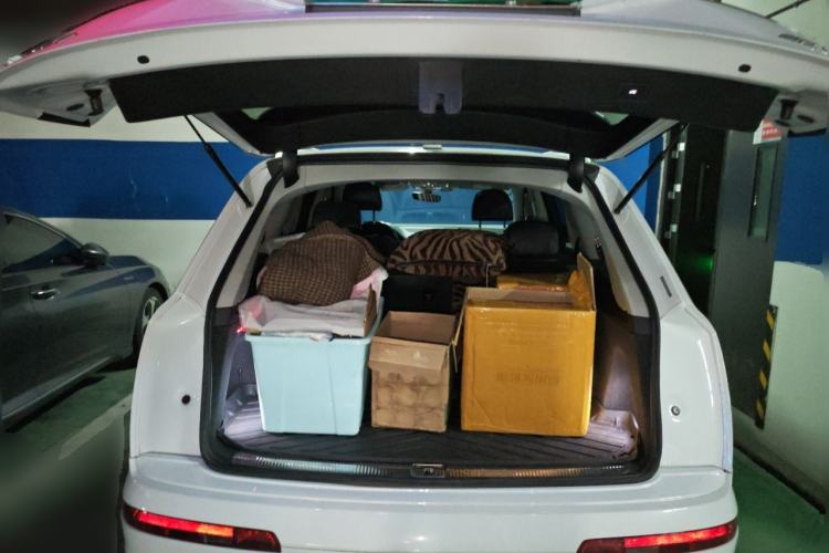 Used Audi Q7 2016 45 TFSI Technology Edition Trunk