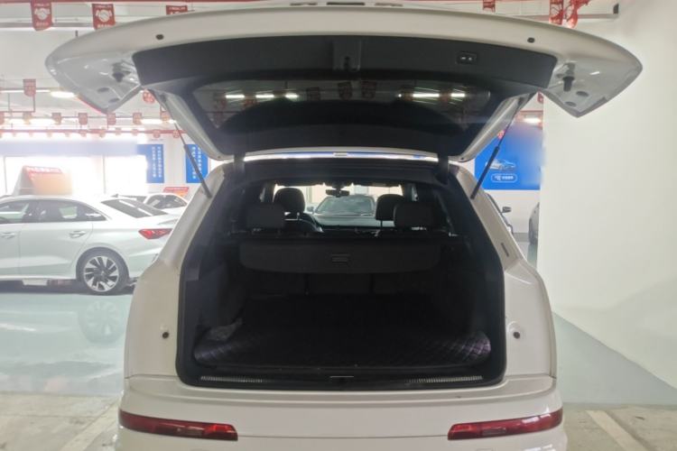 Used Audi Q7 2016 45 TFSI S line Sport Edition Trunk