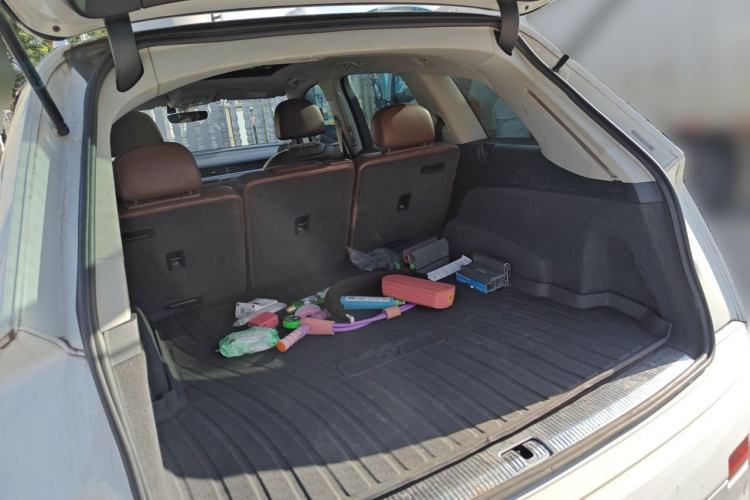 Used Audi Q7 2016 40 TFSI Comfort Model Trunk