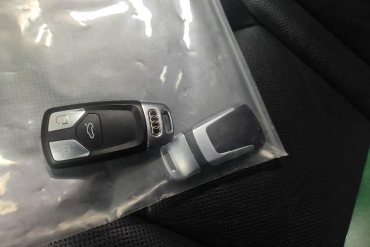 Used Audi Q7 2016 45 TFSI S line Sport Edition Vehicle Key
