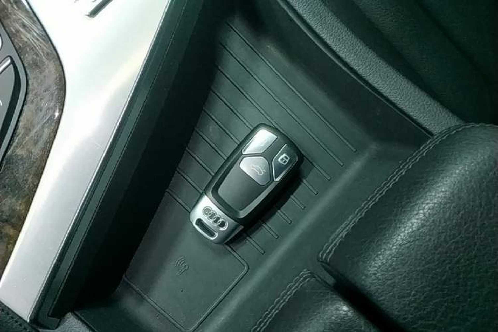 Used Audi Q7 2016 40 TFSI Comfort Model Vehicle Key