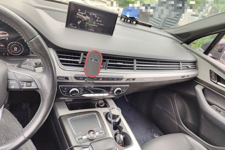 Used Audi Q7  Audio And AC Panel