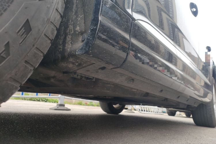 Used Audi Q7  Chassis Front Left