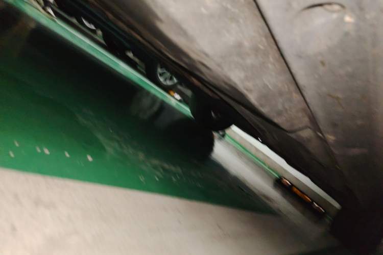 Used Audi Q7  Chassis Front Left