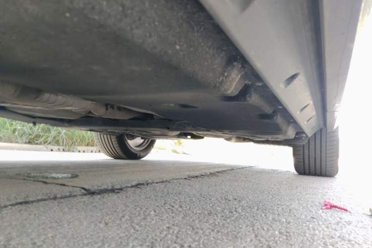 Used Audi Q7  Chassis Front Left
