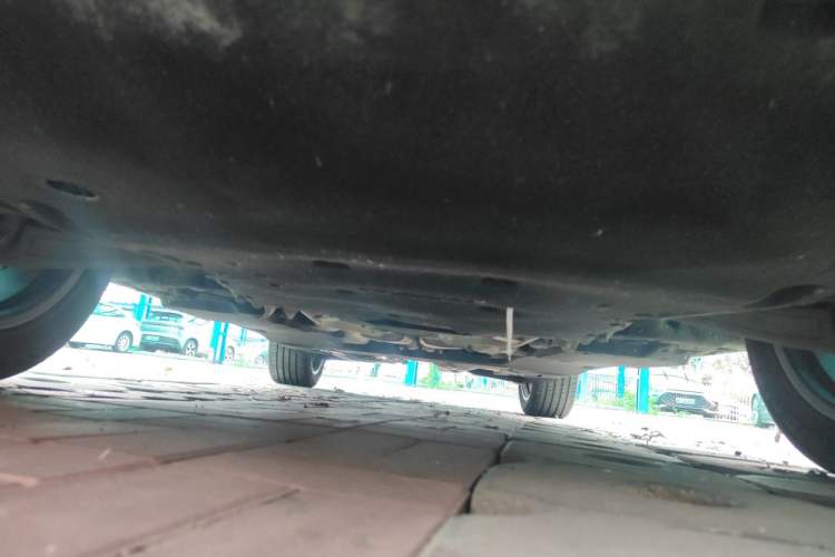 Used Audi Q7  Chassis Front