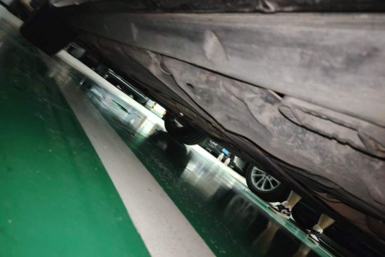 Used Audi Q7  Chassis Rear Left