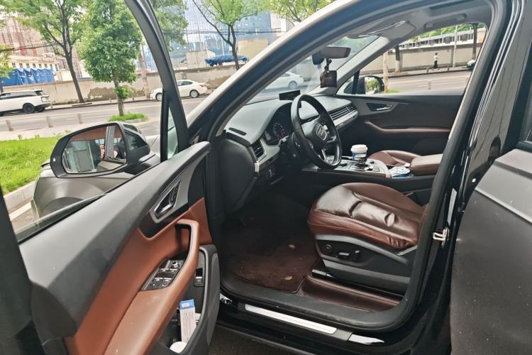 Used Audi Q7 2017 2.0 TFSI 5-seater U.S. specification Driver Seat