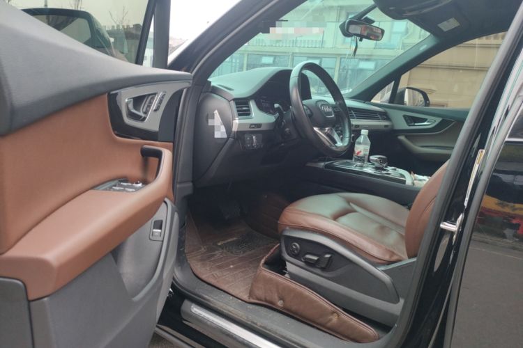 Used Audi Q7  Driver Seat