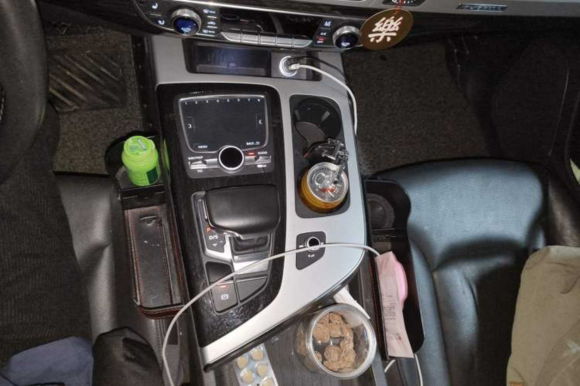 Used Audi Q7  Gear Lever