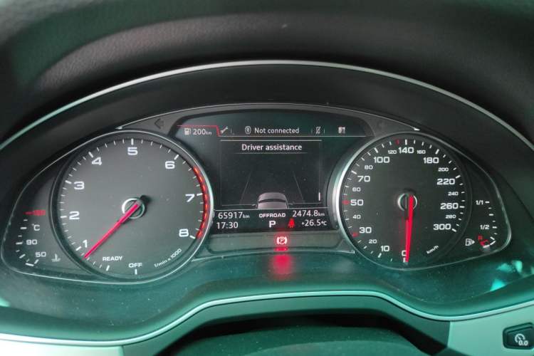 Used Audi Q7  Instrument Cluster