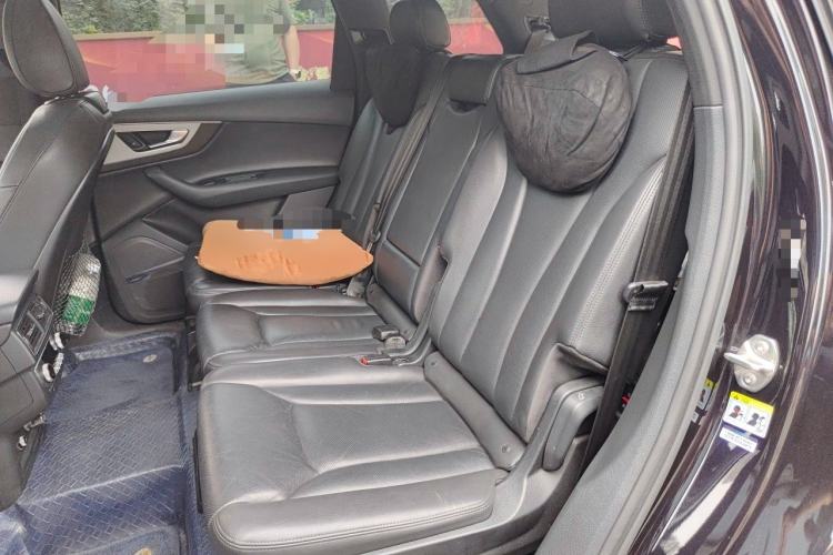 Used Audi Q7  Left Rear Seat