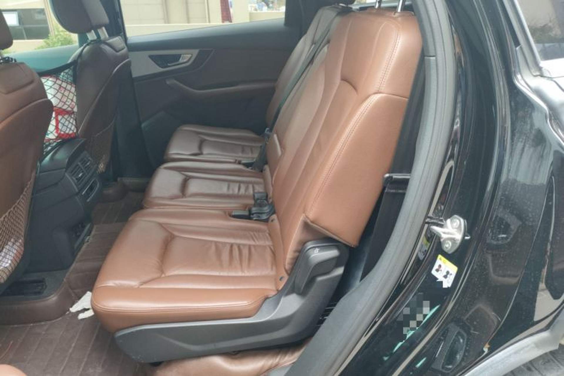 Used Audi Q7  Left Rear Seat